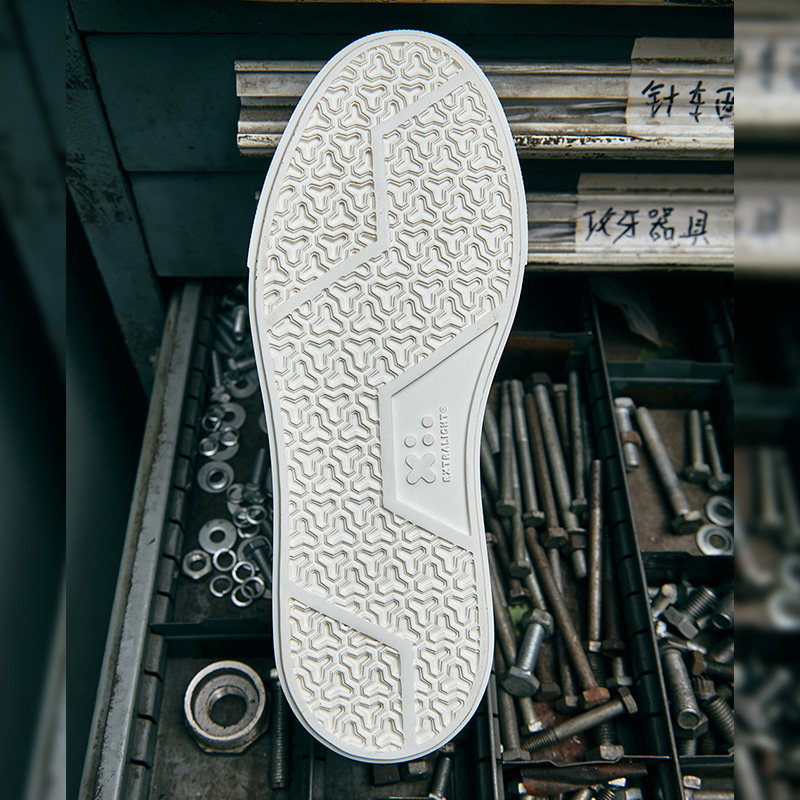 玩儿moonshoes意大利xl超轻鞋底韩国反绒中性休闲板鞋