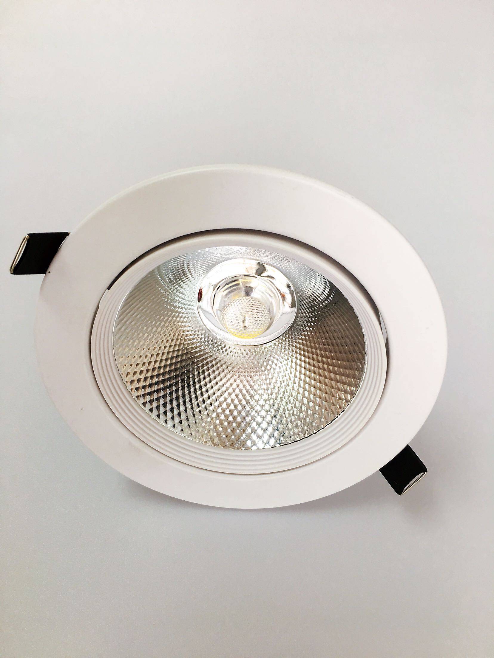 金沙筒灯防雾天花20w5wcob伟业射灯led装饰灯