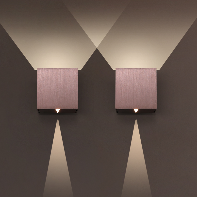 设计师室内墙壁灯床头灯卧室网红轻奢楼梯灯北欧灯饰现代简约灯具