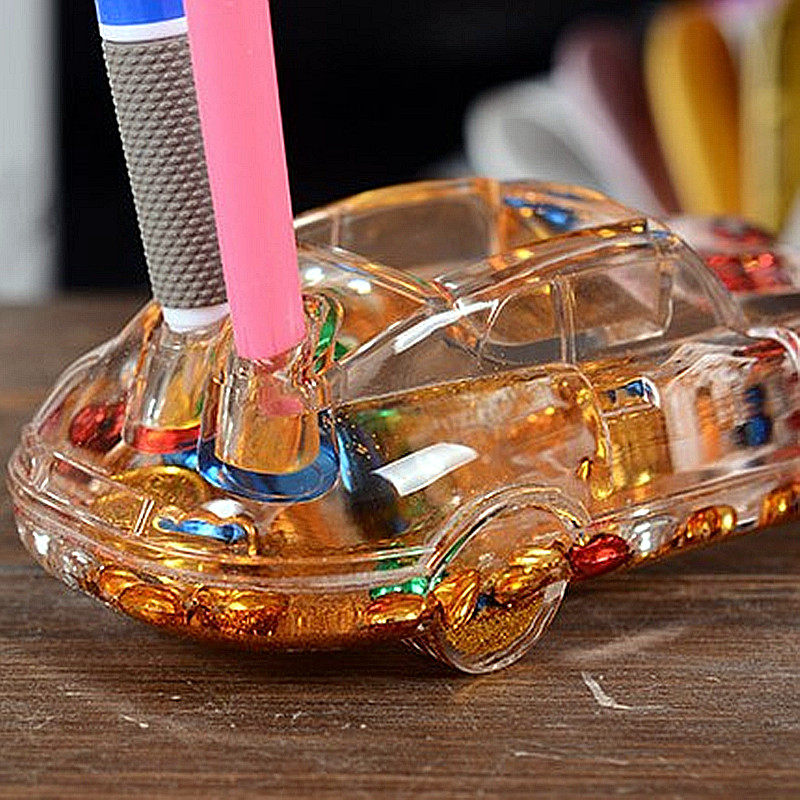 入油汽车模型摆件流沙笔筒笔插办公书桌装饰品儿童玩具创意礼品