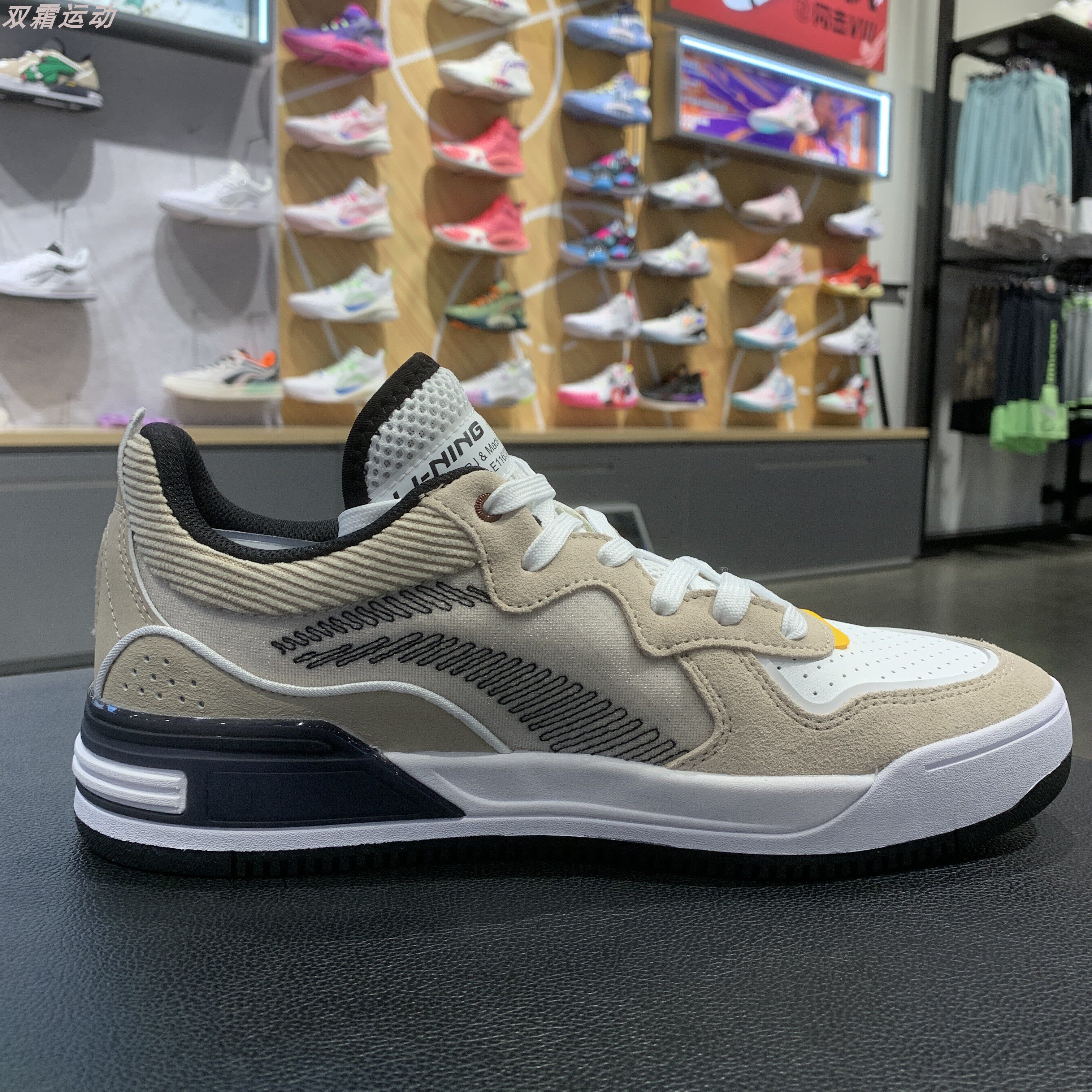 lining李宁惟吾v1鹿皮向阳而生经典运动休闲板鞋板鞋