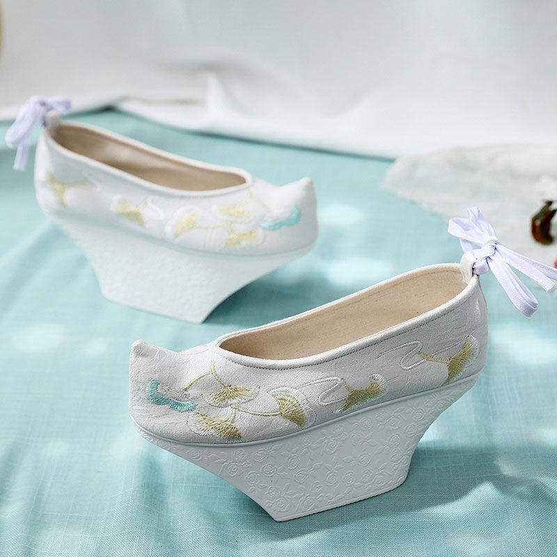 原创清朝花盆盆底宫廷鞋女古装格格戏曲甄嬛布鞋