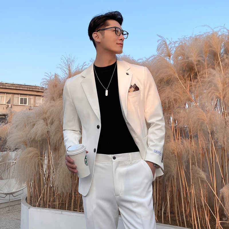 白色休闲西装套装韩版潮流轻熟英伦修身痞帅西服