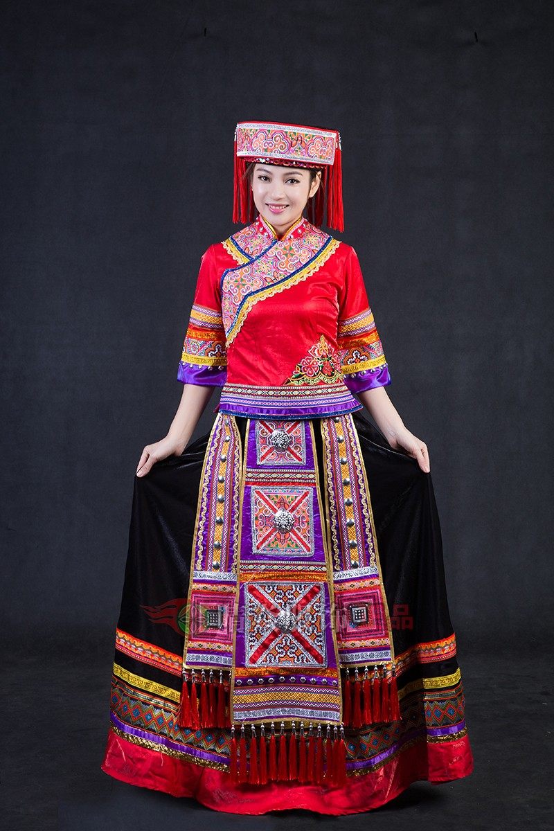 新款晴焱定制少数民族瑶族服装红色新娘主持礼仪民族服装