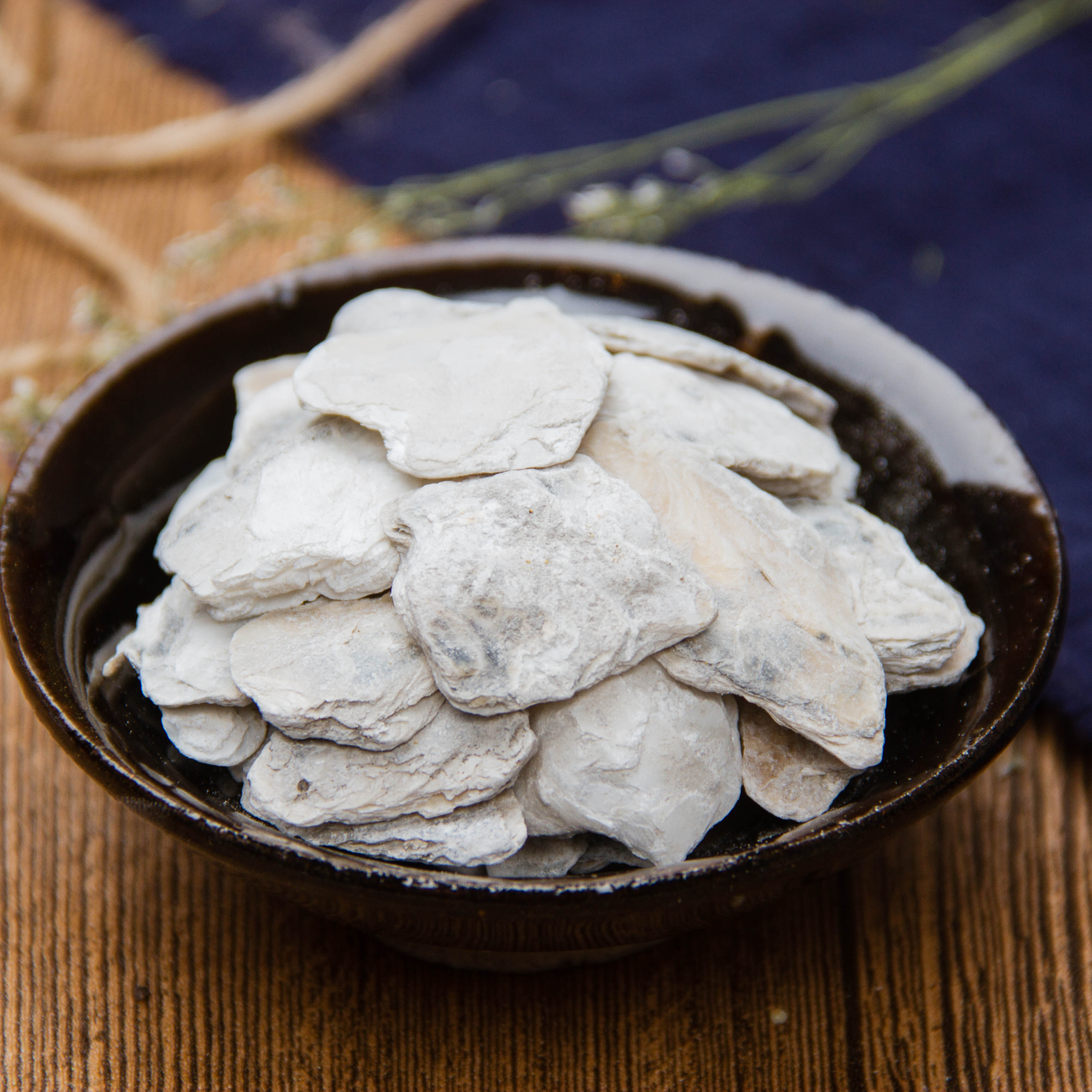 煅牡蛎另有生龙骨 精选天然生牡蛎粉 克包邮 500g 正品中要材生牡蛎