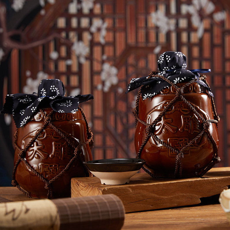 古越龙山绍兴黄酒八年陈酿古越太雕酒2000ml坛装陶瓷半甜型糯米酒