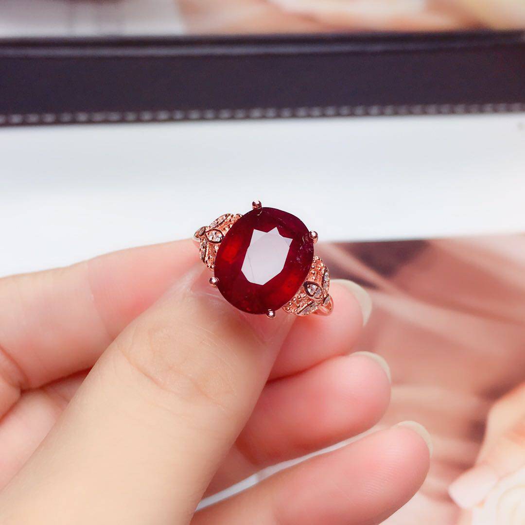 新款新烧红宝石戒指晶体干净火彩好品质s925精工戒指