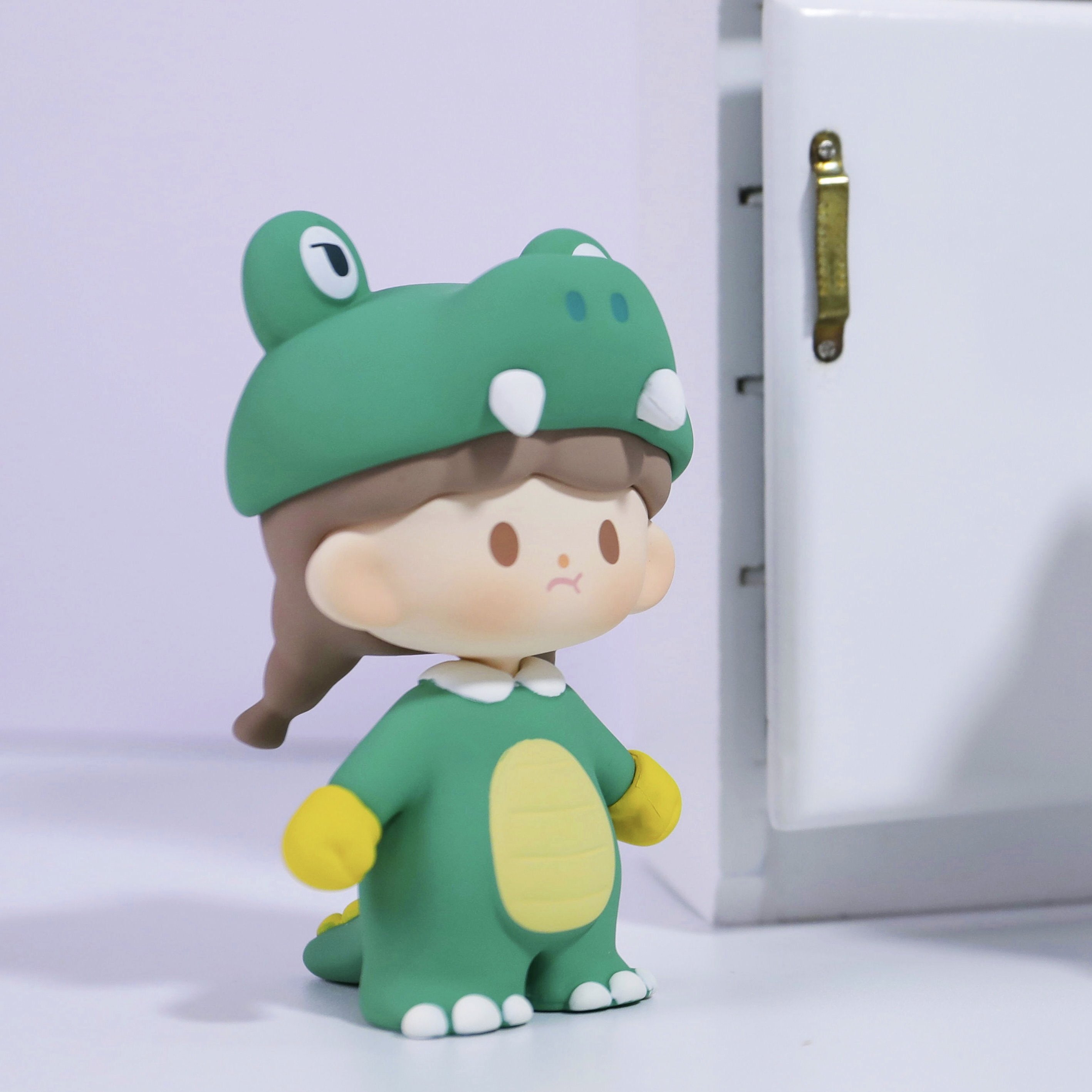 大王日记盲盒正版奶茶兔兔看书蜜蜂困困招财猫潮玩盲盒