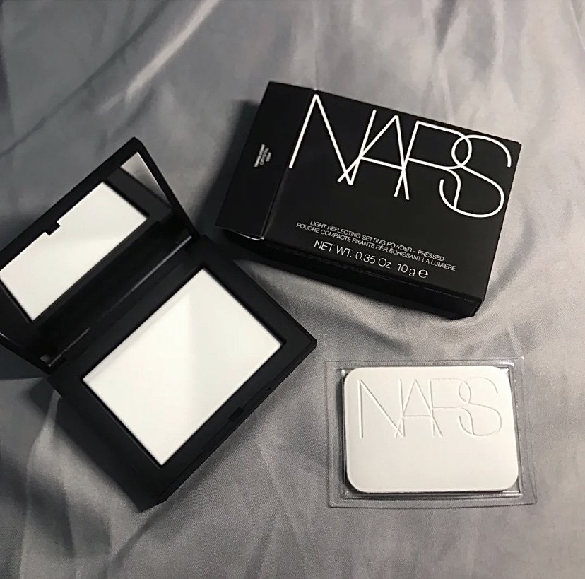 初心工作室nars粉饼裸光透明细微光泽焦柔毛孔蜜粉