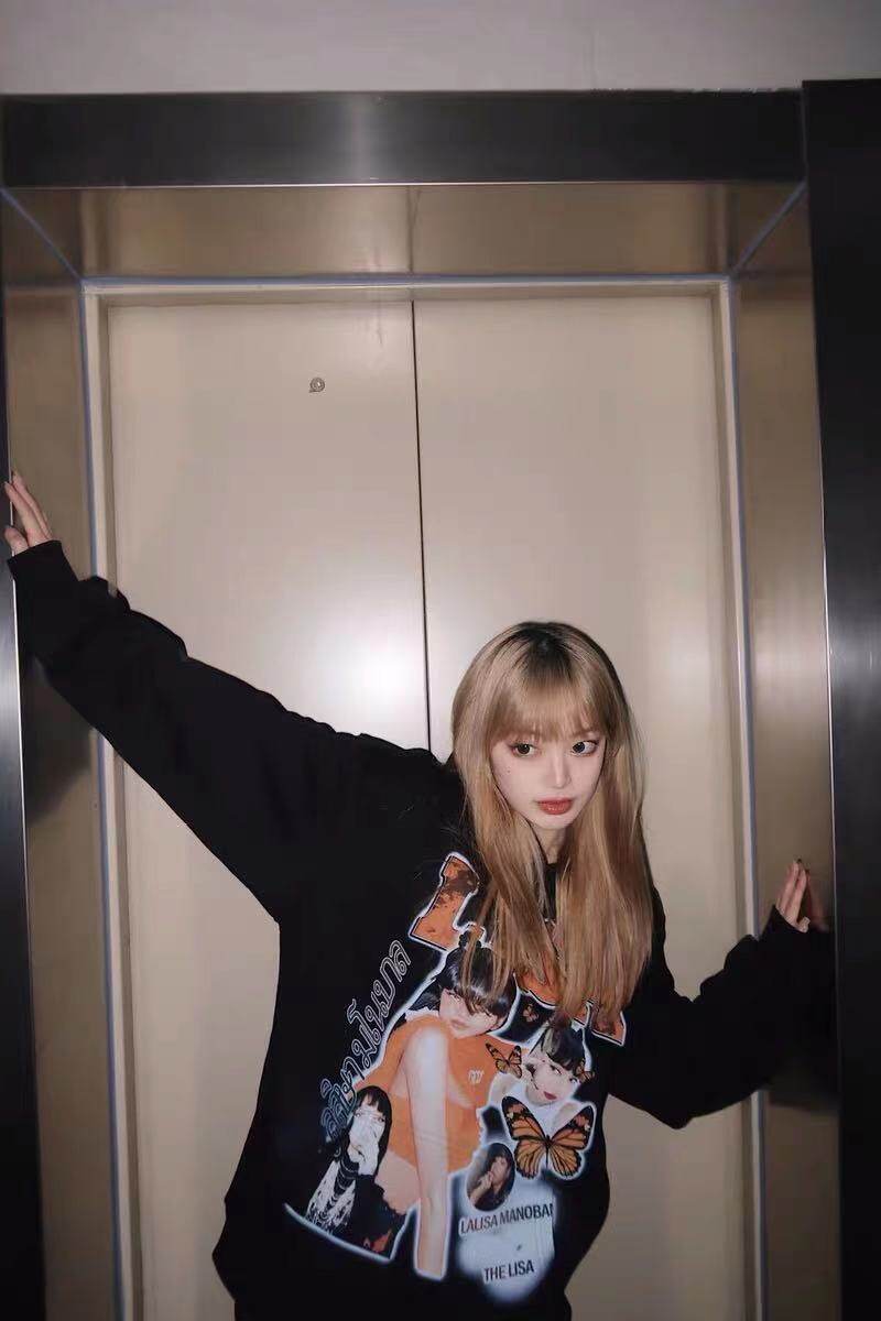 swoong2021春季crane人物喷涂lisa图案卫衣嘻哈卫衣
