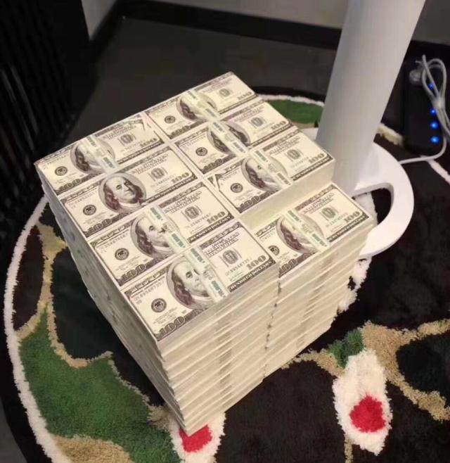 美金创意潮物nigo现代潮流潮流家家居凳子钞票摆件