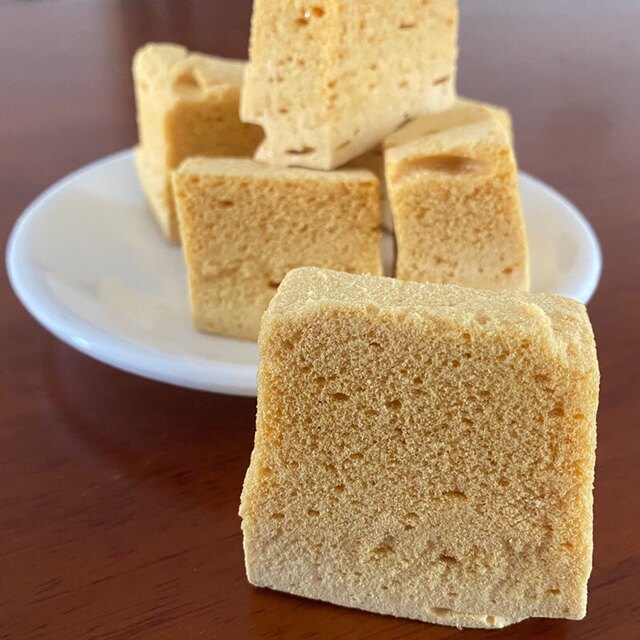 麦芽糖纯手工蜂窝糖蜂蜜糕饴糖灶糖米糖老式麦牙糖零食500克包邮