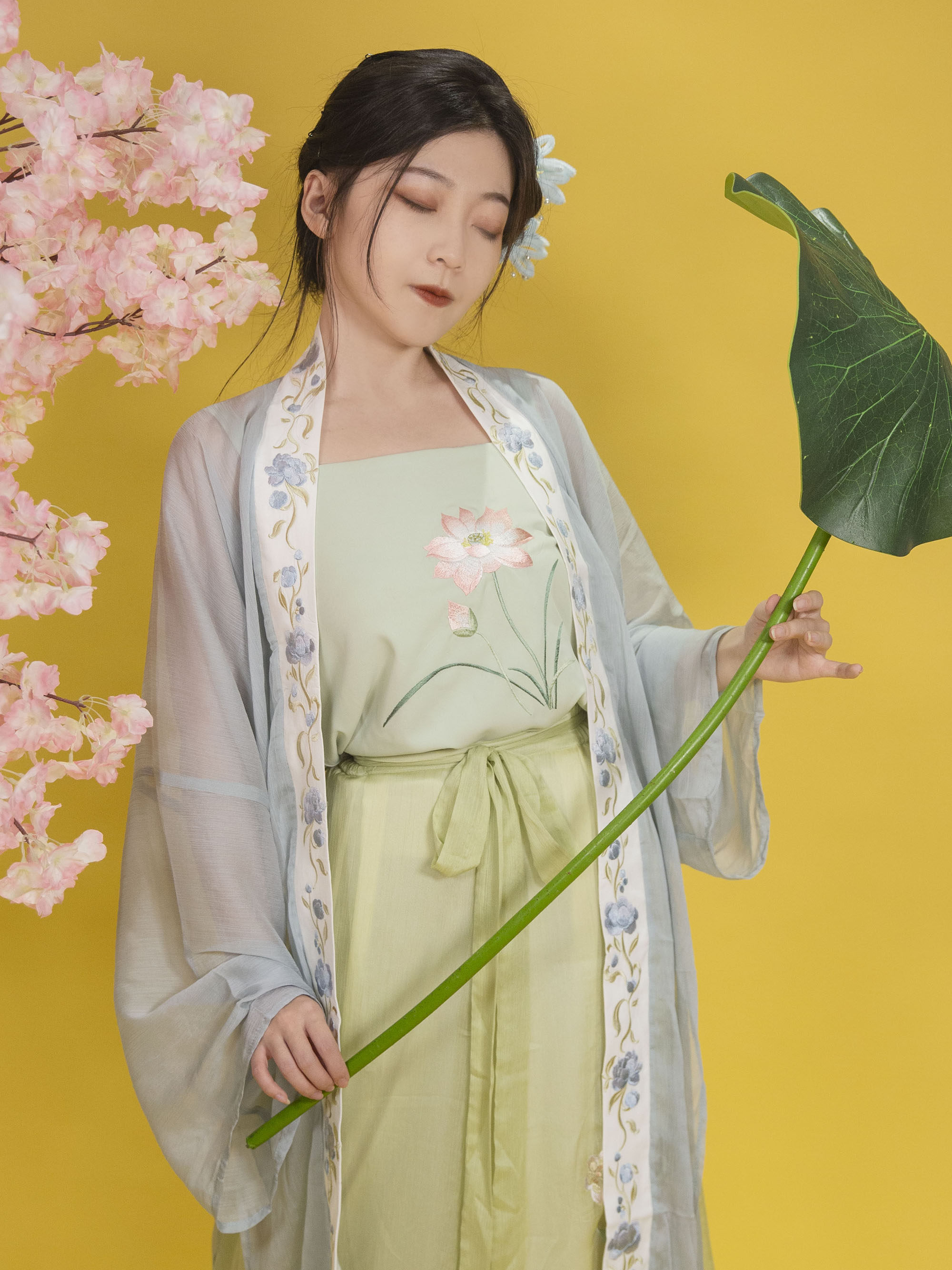 听月小筑夏季绣花汉服吊带汉服女日常汉元素宋抹内民族服装