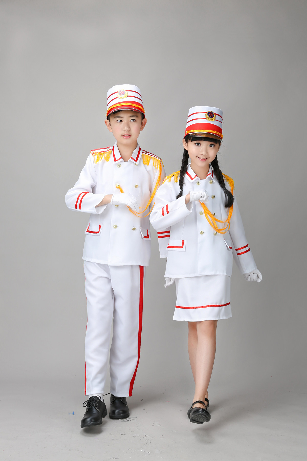 新款小学生仪仗队白色鼓号队服服装儿童童升旗手儿童演出服