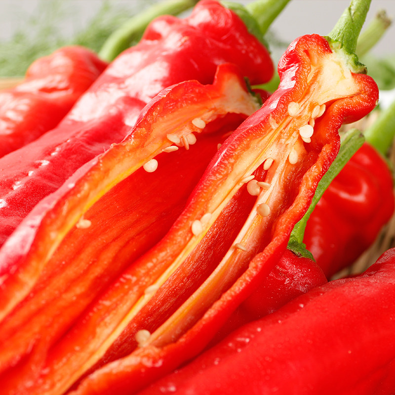 新鲜现摘辣椒红辣椒农家自种时令蔬菜带箱5斤辣椒