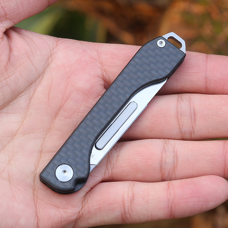 小刀迷你折叠碳纤维户外防身刀具军工便携随身多功能组合工具