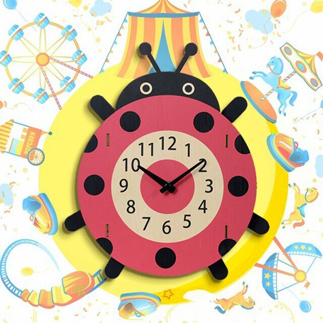 挂钟儿童创意摇摆钟表diy卡通静音摆钟卧室挂钟