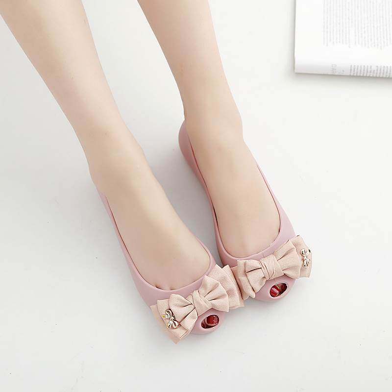 新款夏季女鞋平底防滑果冻鞋甜美蝴蝶结沙滩鞋包跟鱼嘴凉鞋女单鞋