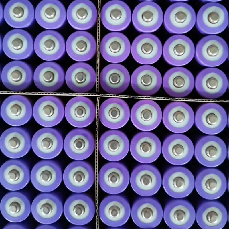 锂电池弘力186501200mah平头泓力37v风扇手电筒蓝牙纽扣电池