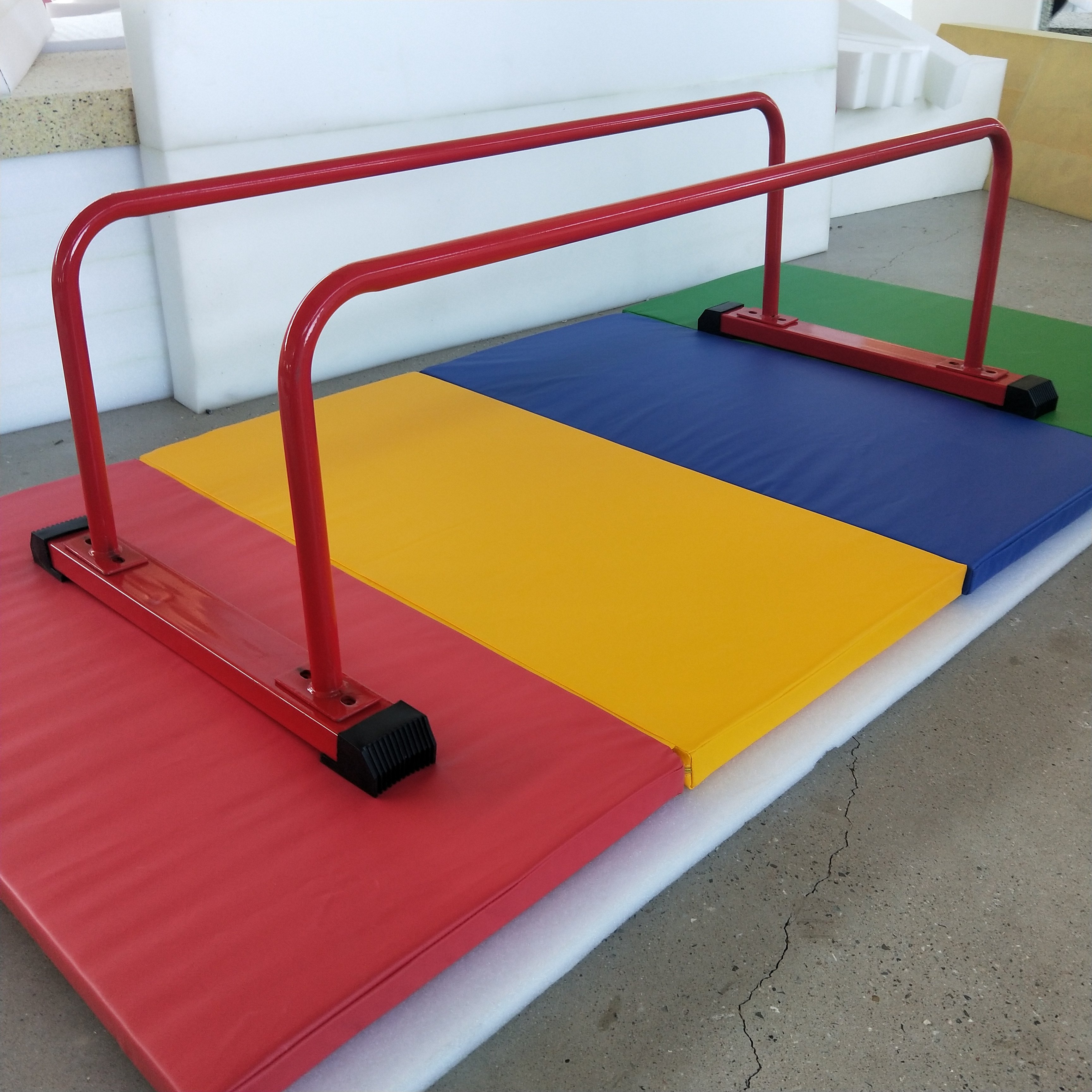 双杠幼儿体适训练儿童爬行架感教具早教运动感统训练器材