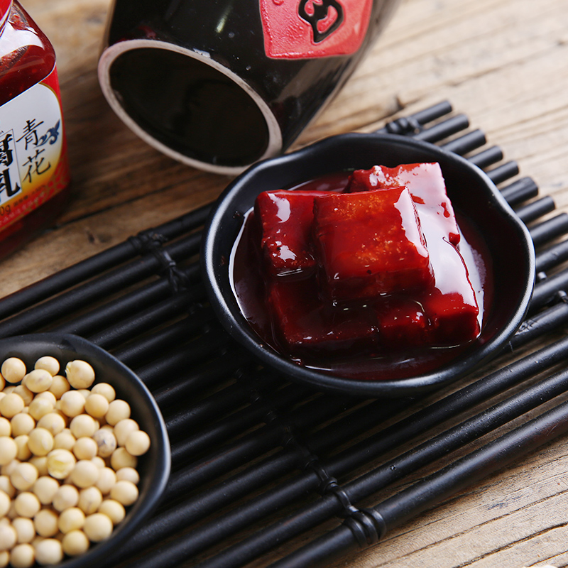 青花瓶装腐乳沈阳特产红方味道可做火锅蘸料豆腐乳