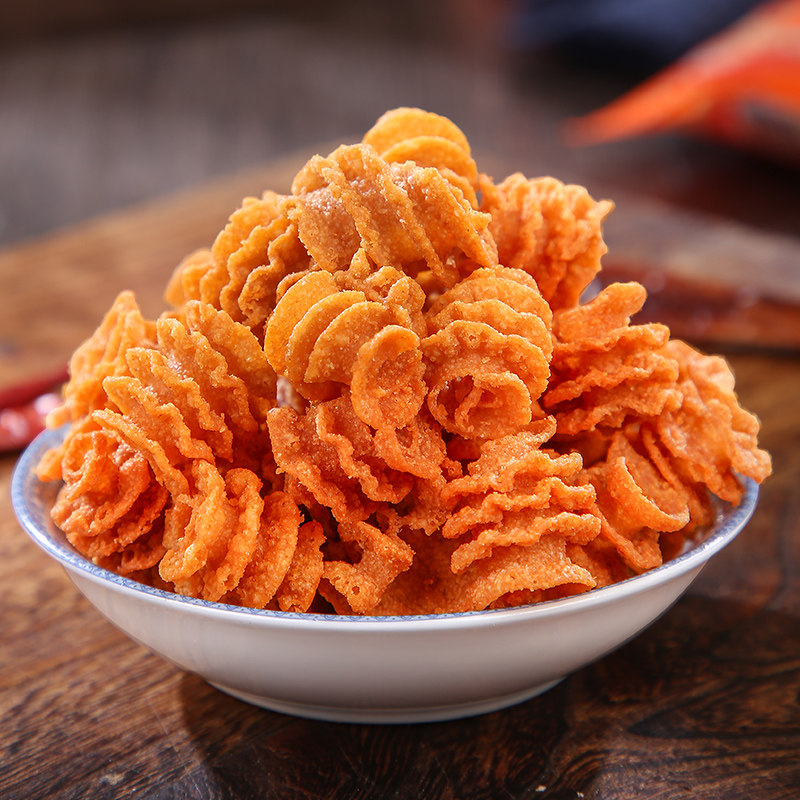 狗牙儿锅巴比萨卷90后儿时怀旧解馋小零食薯片大礼包小吃休闲食品