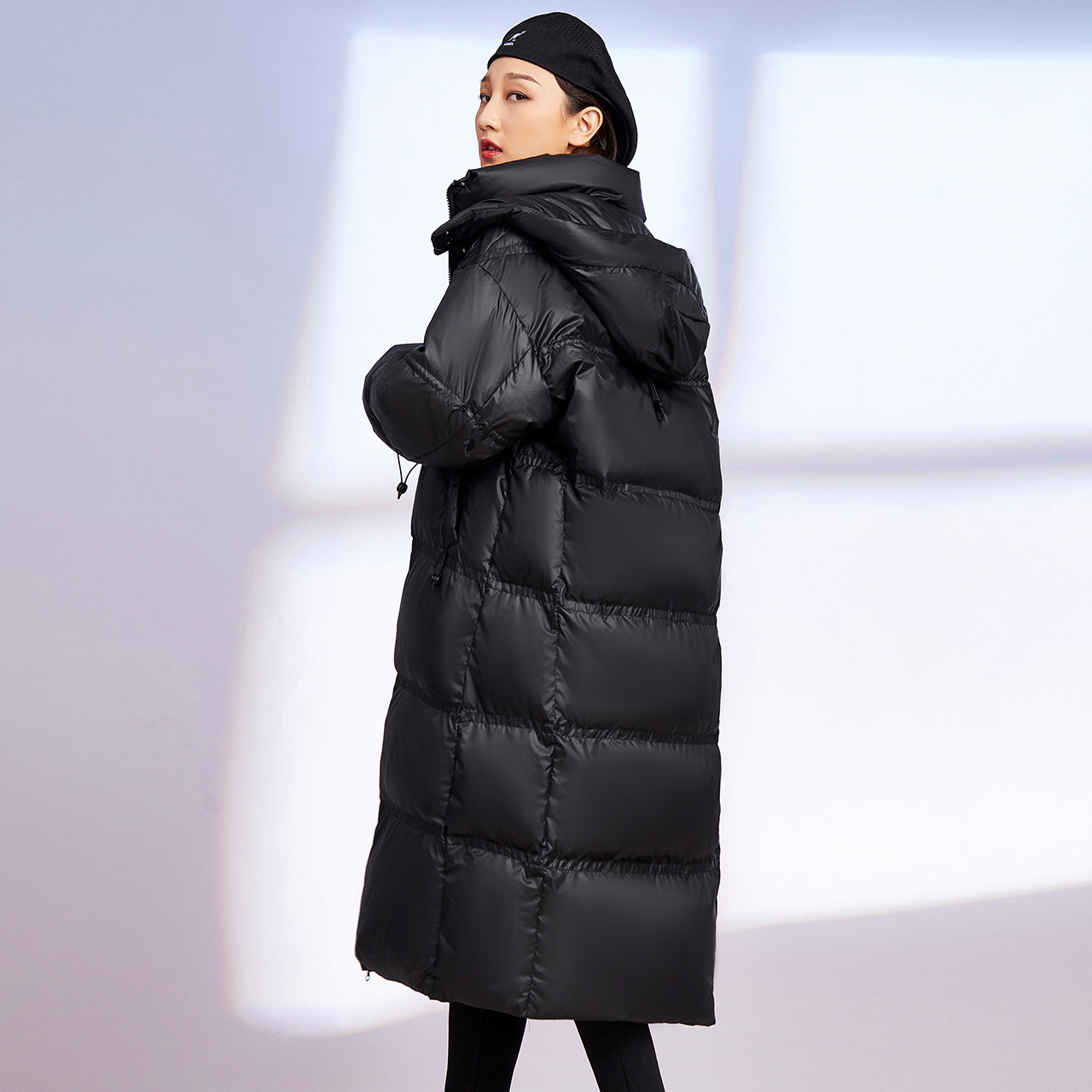 雪中飞outlets连帽长款时尚加厚保暖大廓防风羽绒服羽绒服