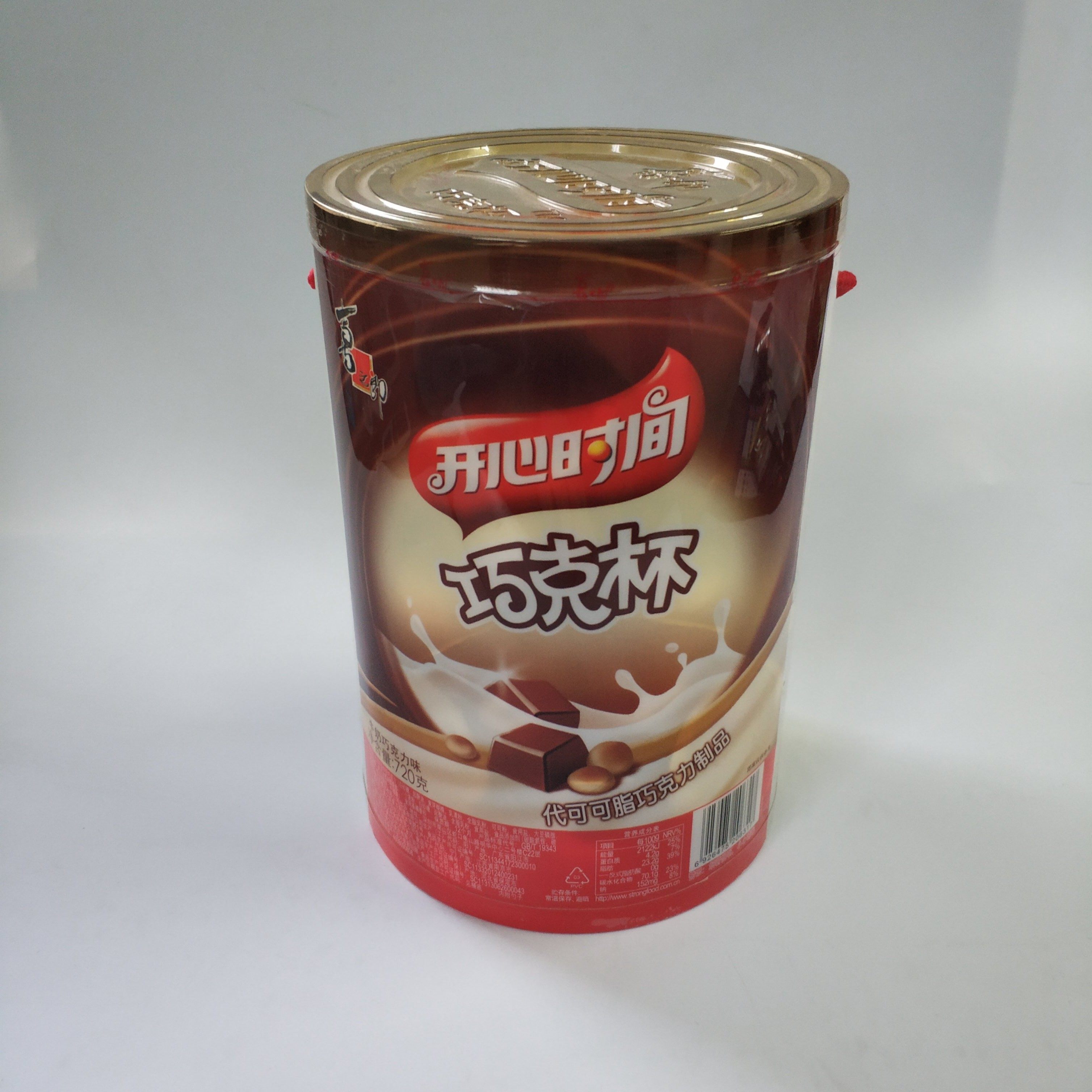 喜之郎开心时间巧克720g桶装牛奶巧克力星球儿童韧性饼干