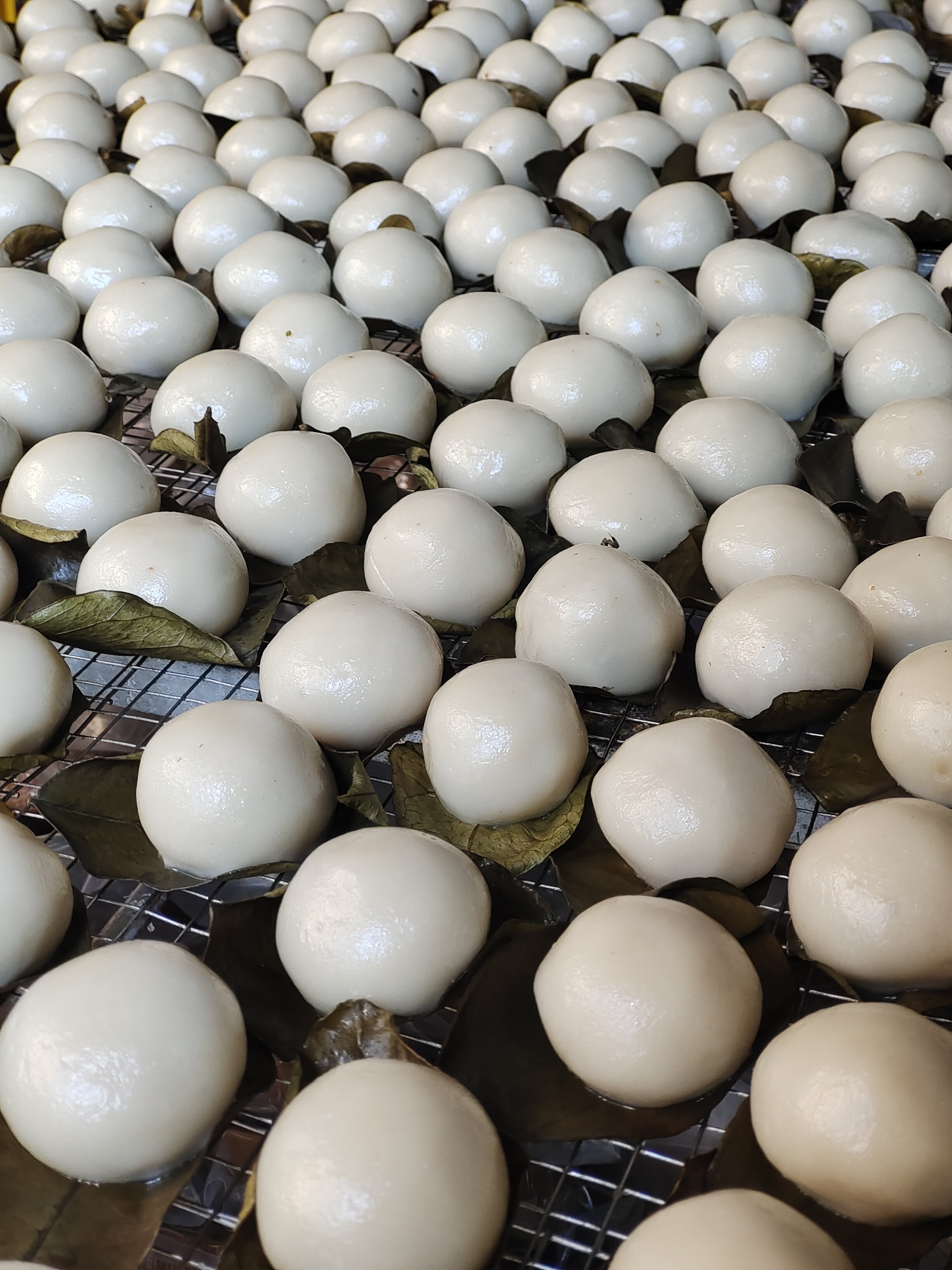 桂林美食恭城油茶小吃大肚粑纯手工现做叶子年糕