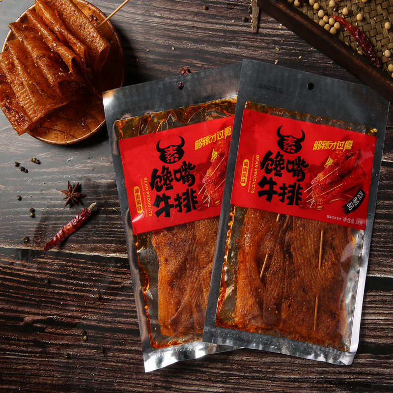 儿时怀旧魔鬼麻辣网红零食小吃湖南特产80后手撕辣片辣条手工牛排