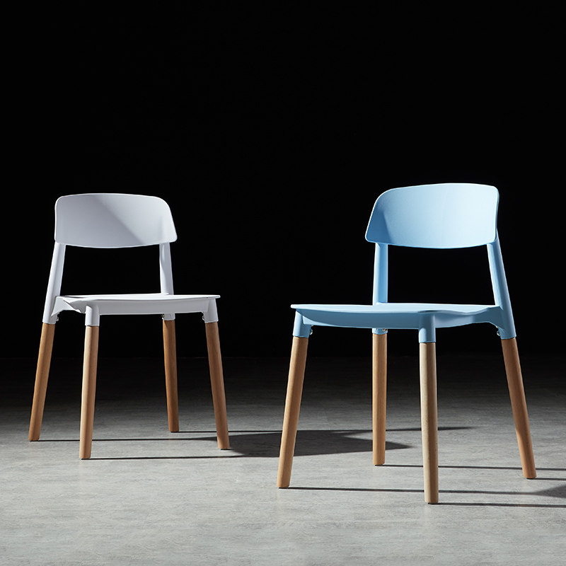 家居伊姆斯洽谈桌椅实木餐椅现代简约背椅家用创意餐椅