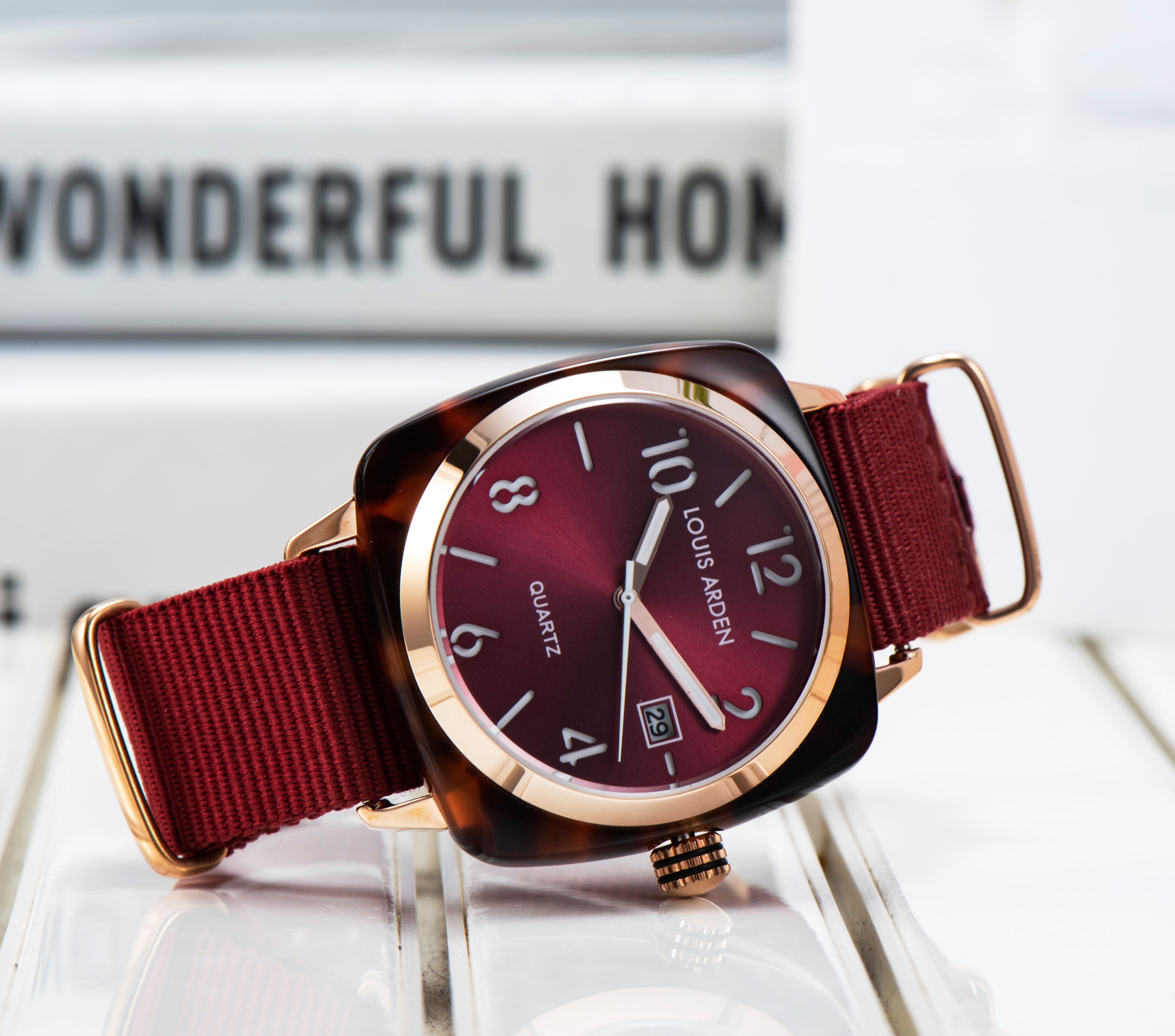 网红个性学生耐用持久尼龙表头方形爆款女同国产腕表