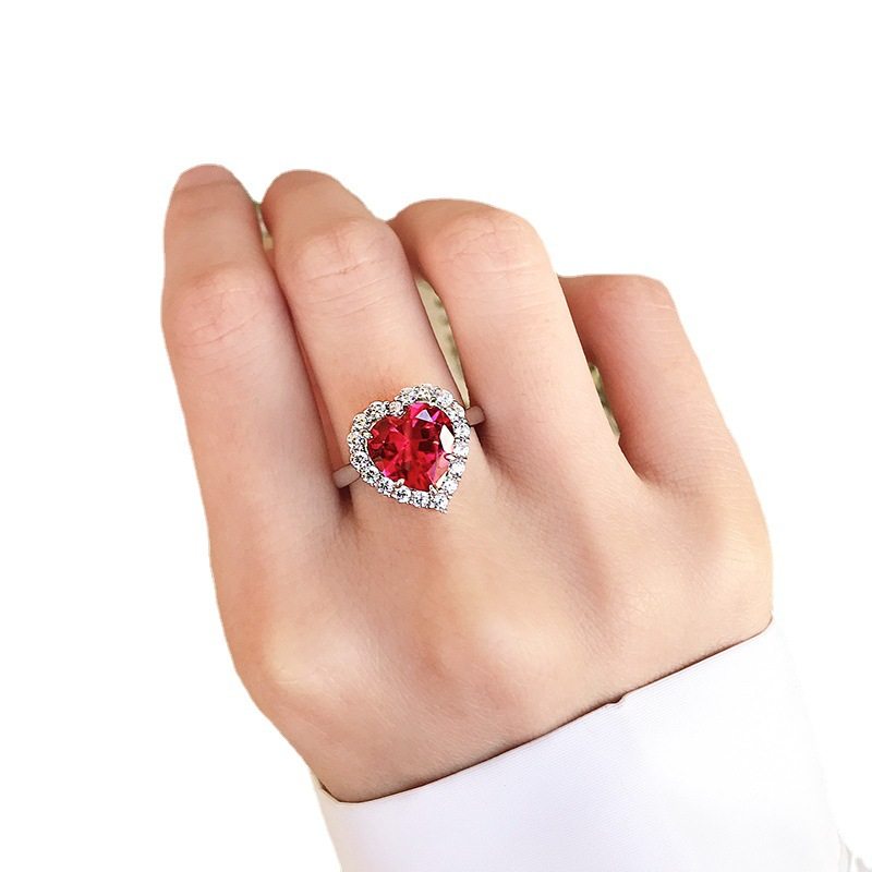 指环红钻粉钻宝石戒指爱心心形海洋之心老婆女友戒指
