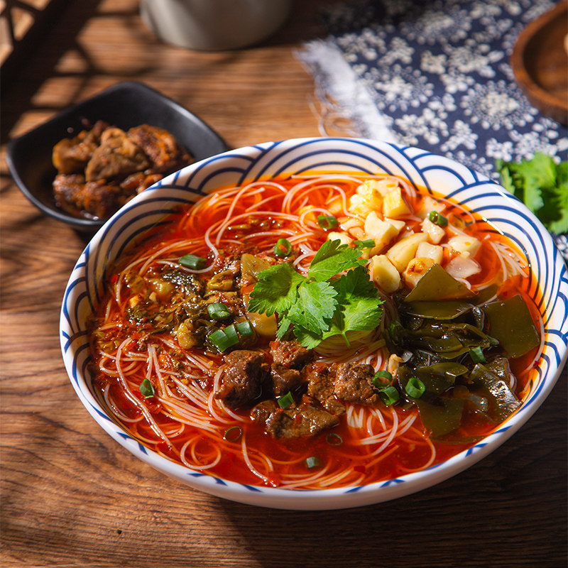 四川特产绵阳米粉老开元牛肉米粉米线方便酸辣粉袋装速食粉丝米线