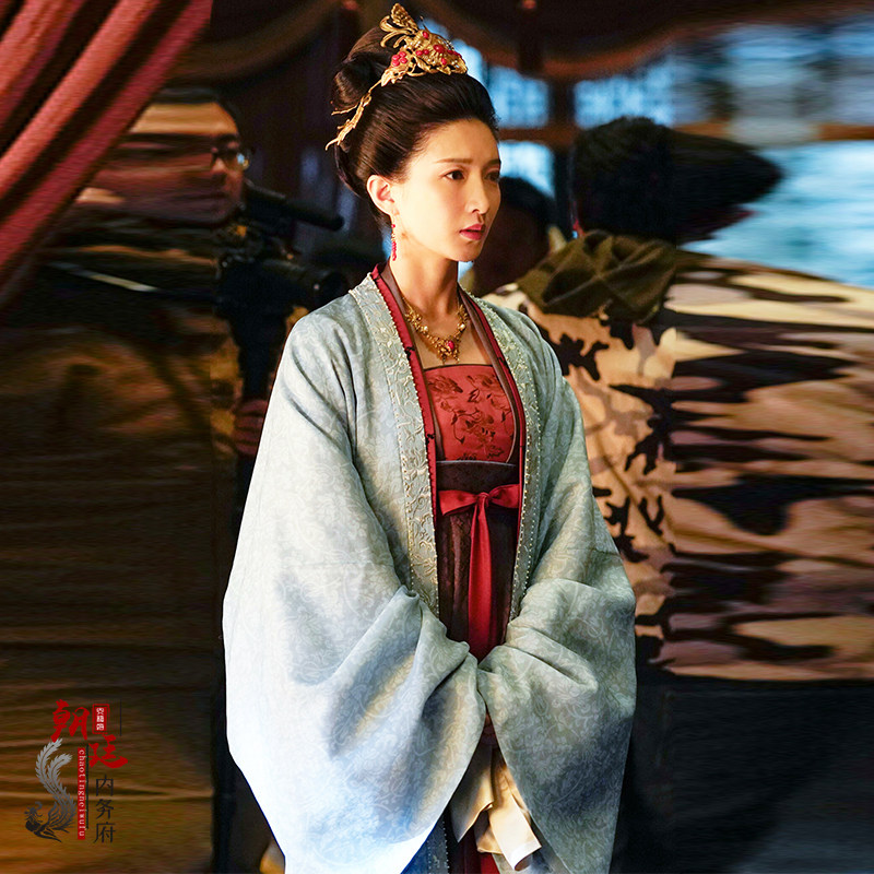 影视装孤城闭同款古装宋朝皇后贵妃服女拖尾民族服装