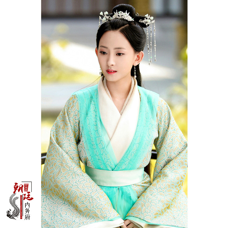 古装影视白发王妃张雪迎同款女士汉服贵妃服拖尾民族服装