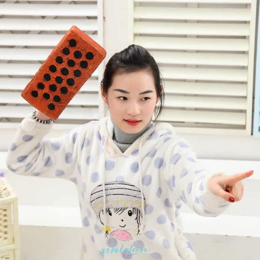 个性创意搞怪逼真板砖抱枕靠垫整蛊毛绒玩具靠垫女生儿童礼物