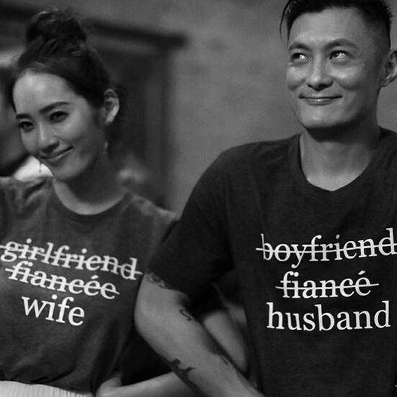 INS同款小众设计结婚T恤不一样的情侣装领证登记照衣服 气质短袖t