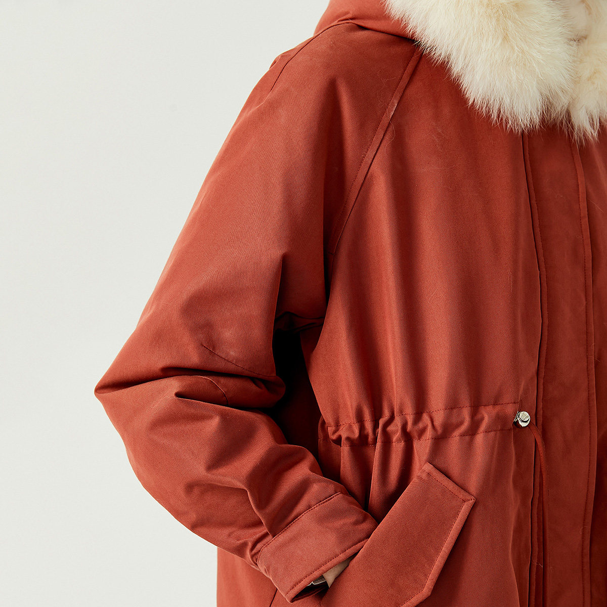 lily2020新款女装橡皮红抽褶收腰白鸭绒撞色狐狸羽绒服