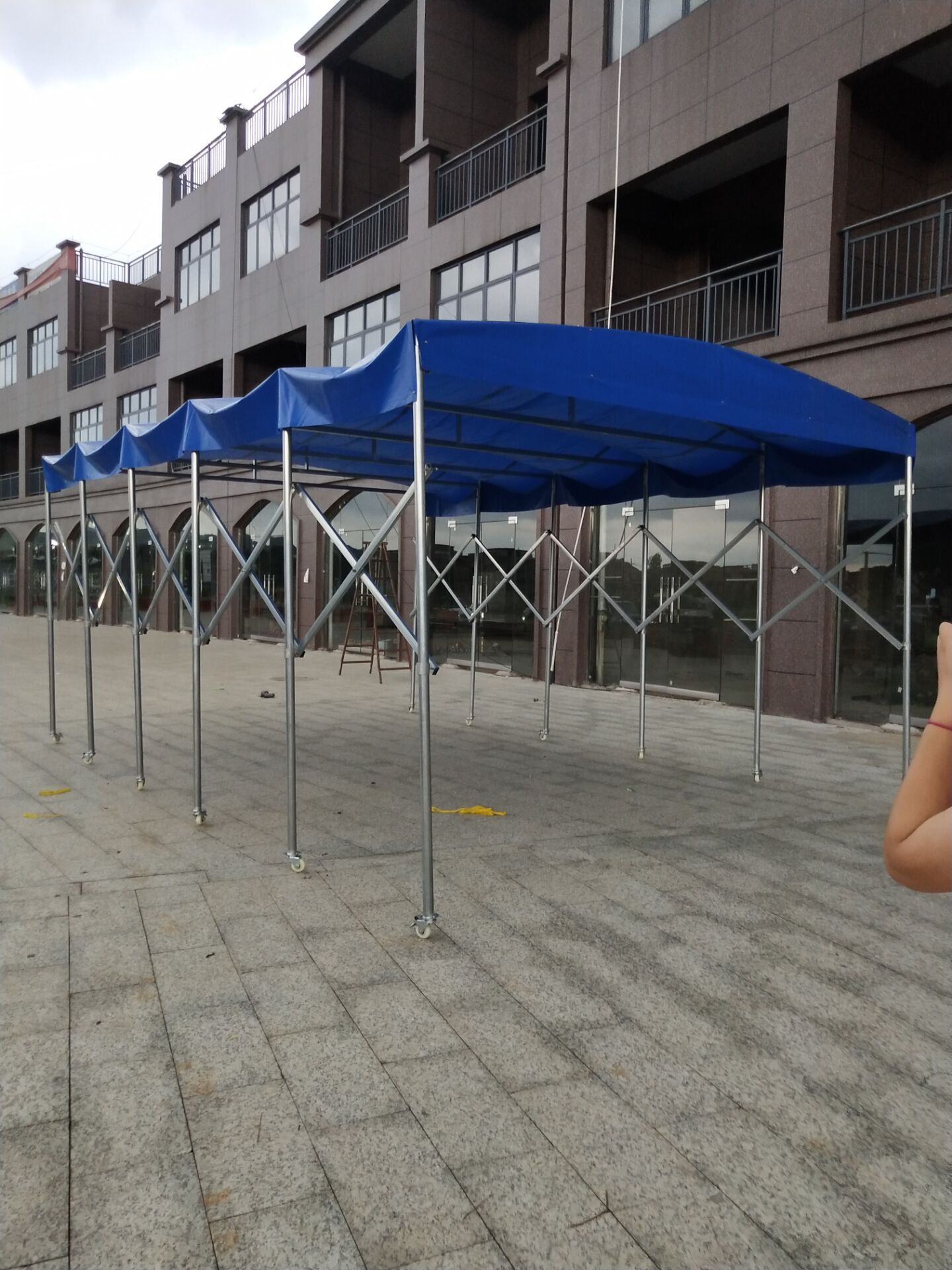 移动推拉雨棚流动抗风遮阳烧烤工厂仓储户外遮阳篷
