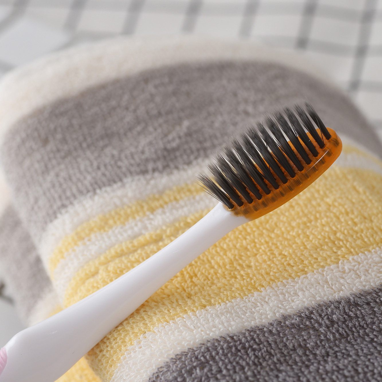 口玉情侣男女家庭细毛备长成人细软超细竹炭牙刷