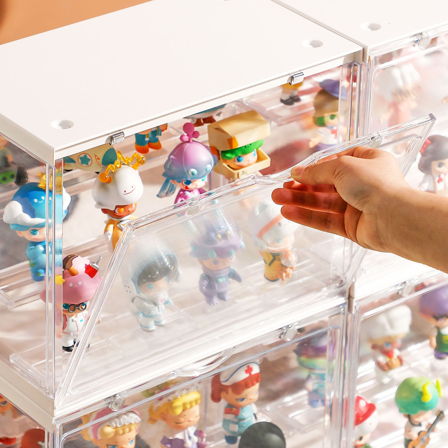 收纳盲盒展示架泡泡玛特展示亚克力磁吸透明防尘手办手办收纳盒