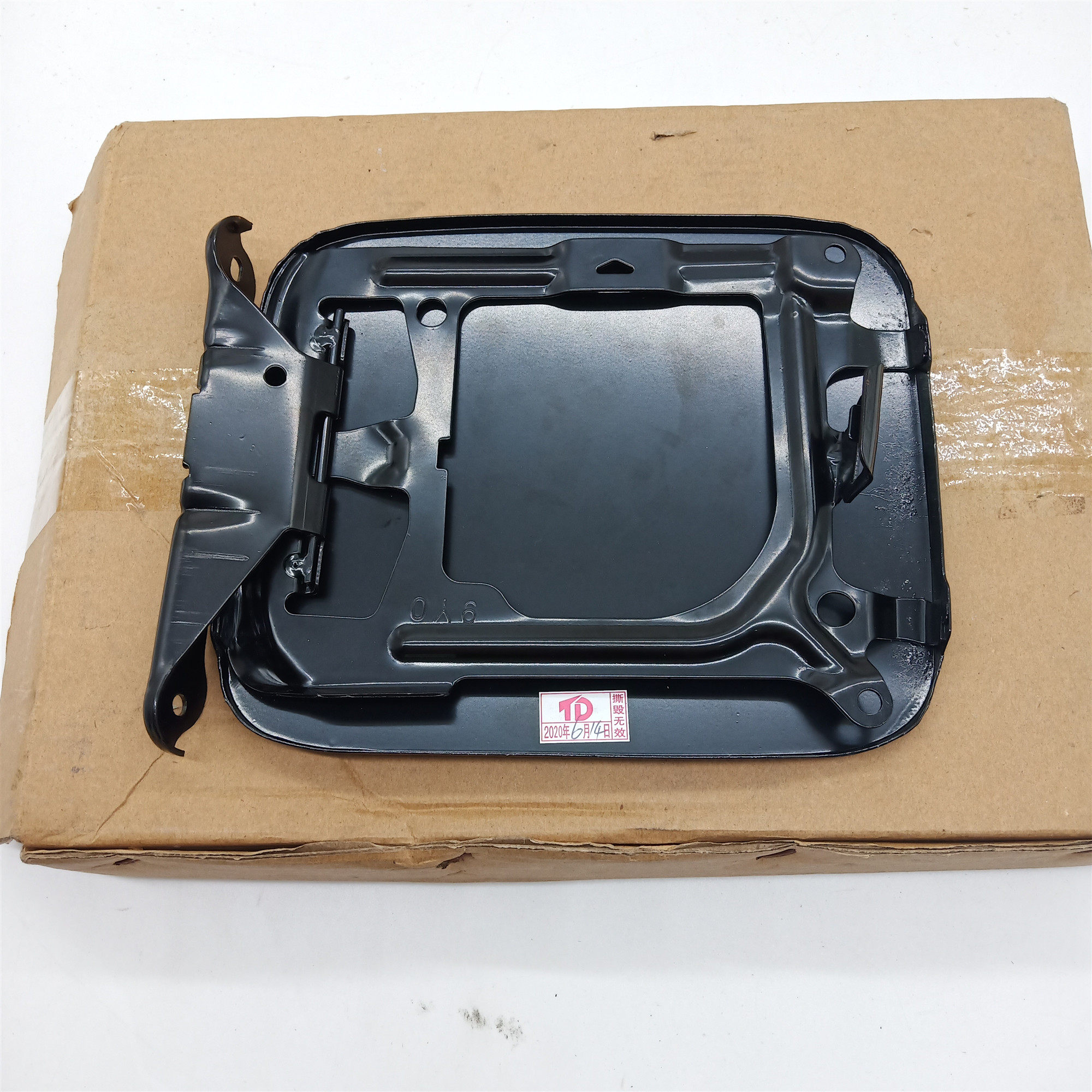 适用新老骐达颐达骊威奇骏逸轩逍客天籁蓝鸟油箱盖