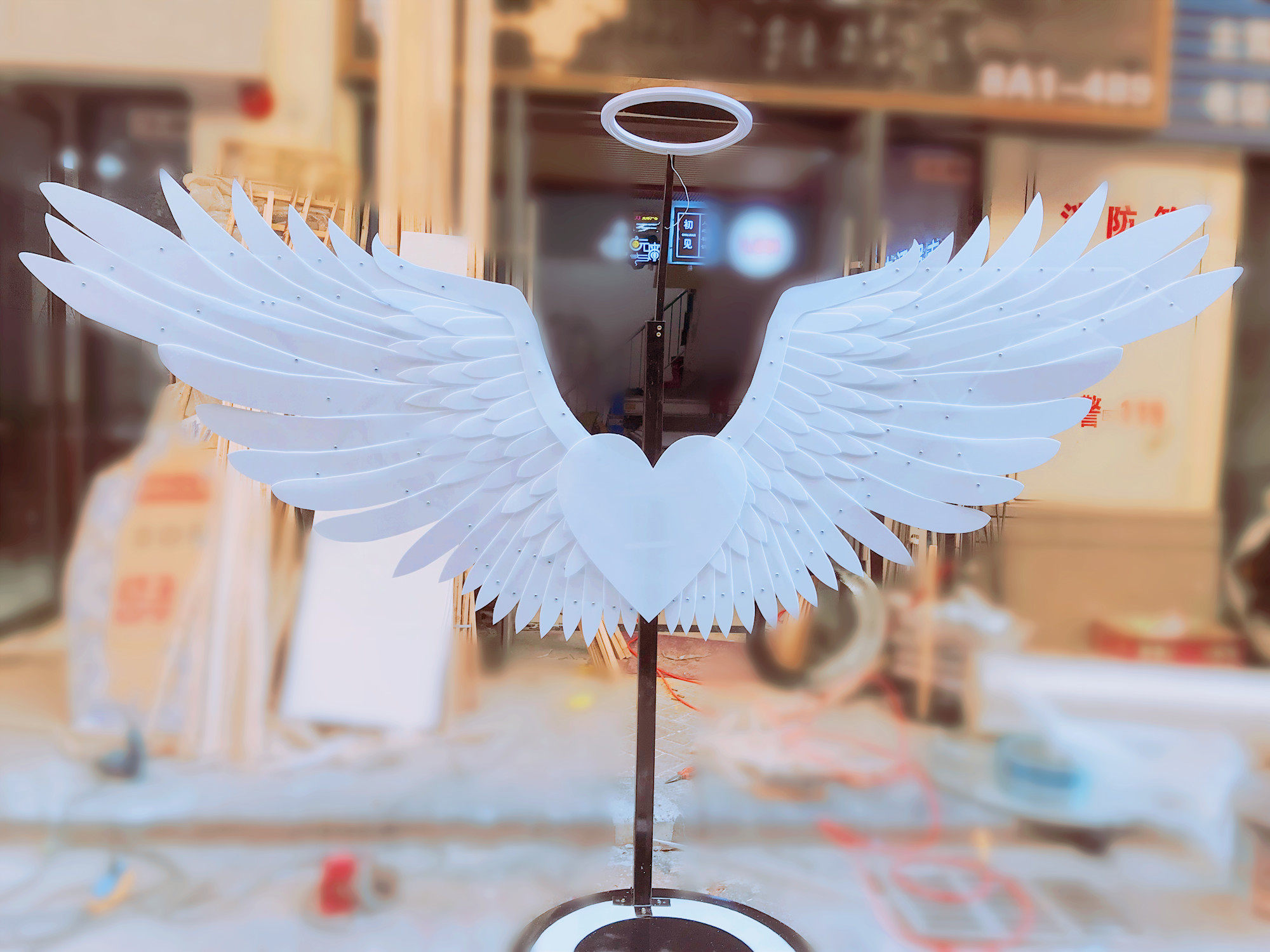 网红拍照发光翅膀抖音打卡户外大型商场活动橱窗翅膀