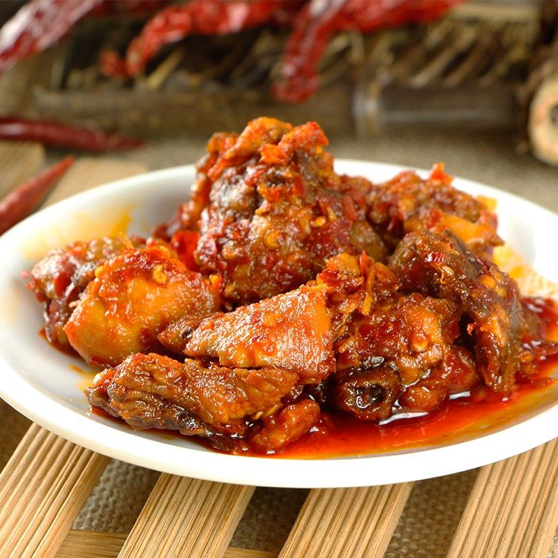 辣子鸡块沾益子鸡云南特产小吃志辉麻辣鸡肉鸡肉零食