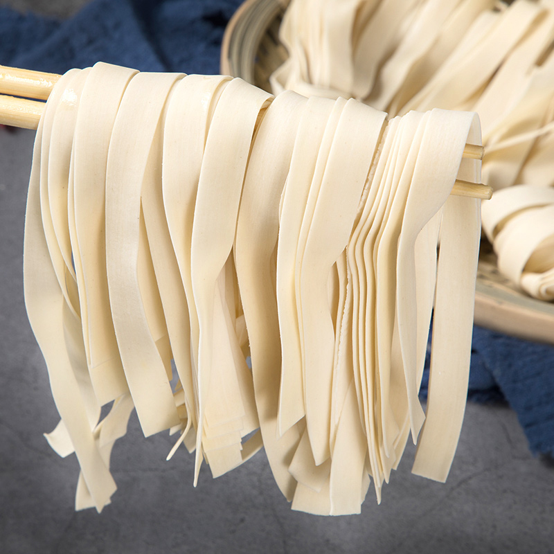 南泥湾大碗宽面半干面鲜面宽速食刀削面油泼面面条