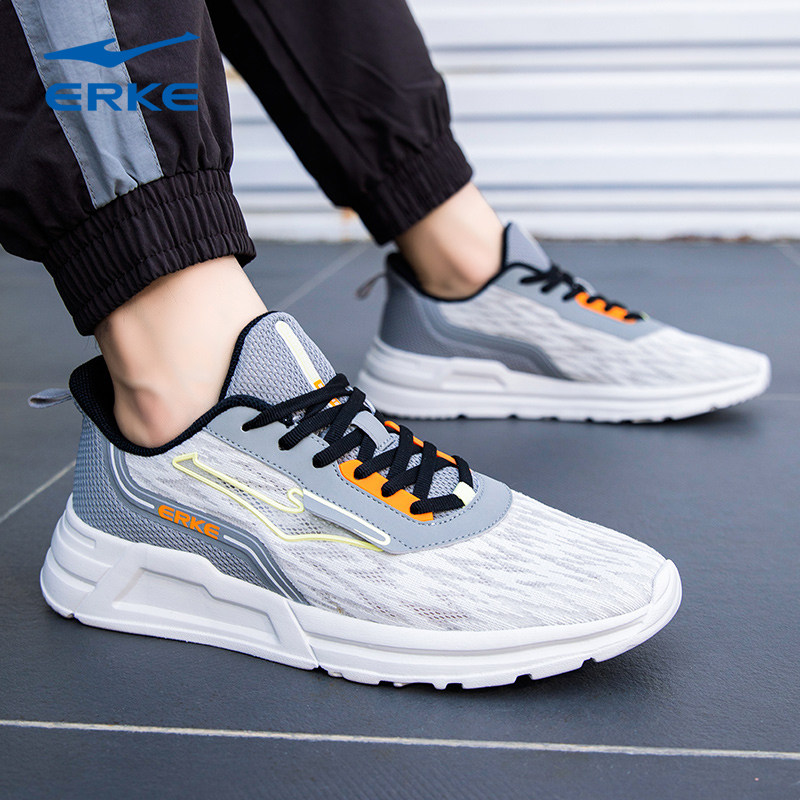 春天跑步没鞋?这款鸿星尔克男鞋让你轻装上阵