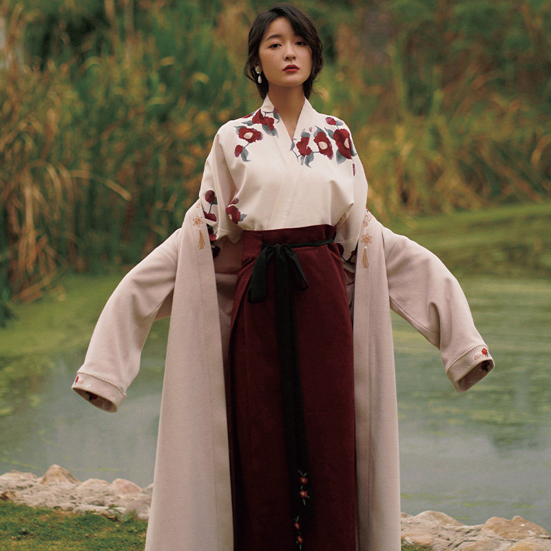 徐娇织羽集[寒妆]汉服汉元素飞机袖秋冬上衣旋裙裤子套装