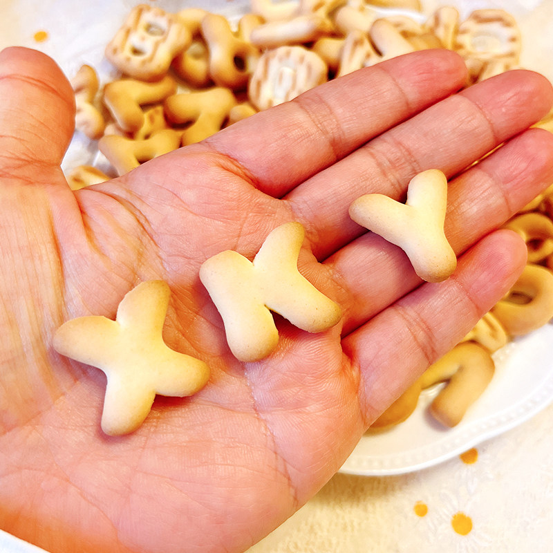 字母骨头饼干罐装140克奶油味儿儿童零食点心韧性饼干