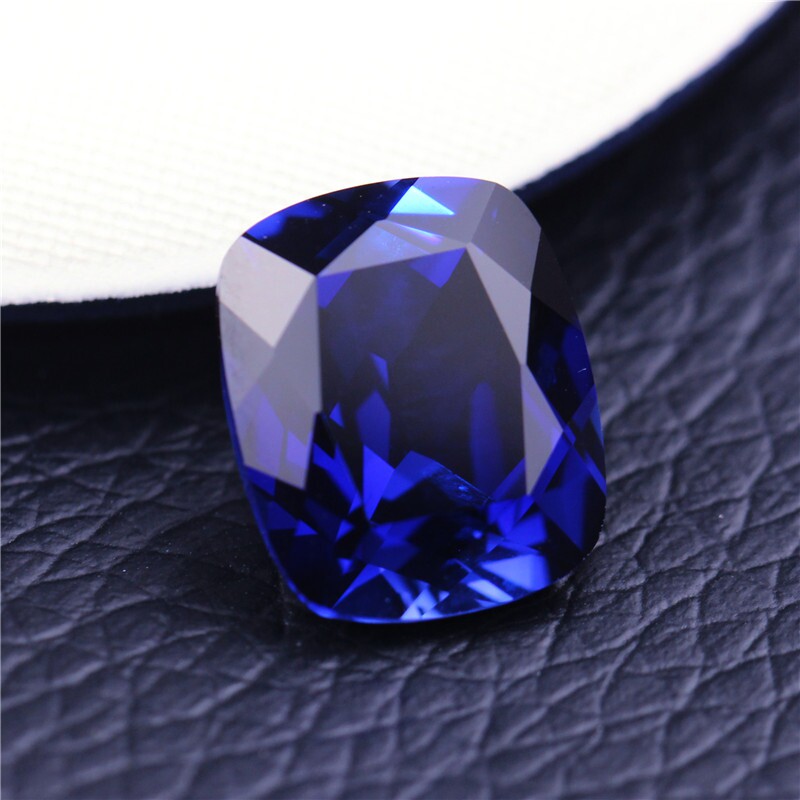 坦桑石蓝蓝宝石珠宝戒面硬度过测钻笔长方枕形珠宝奇石